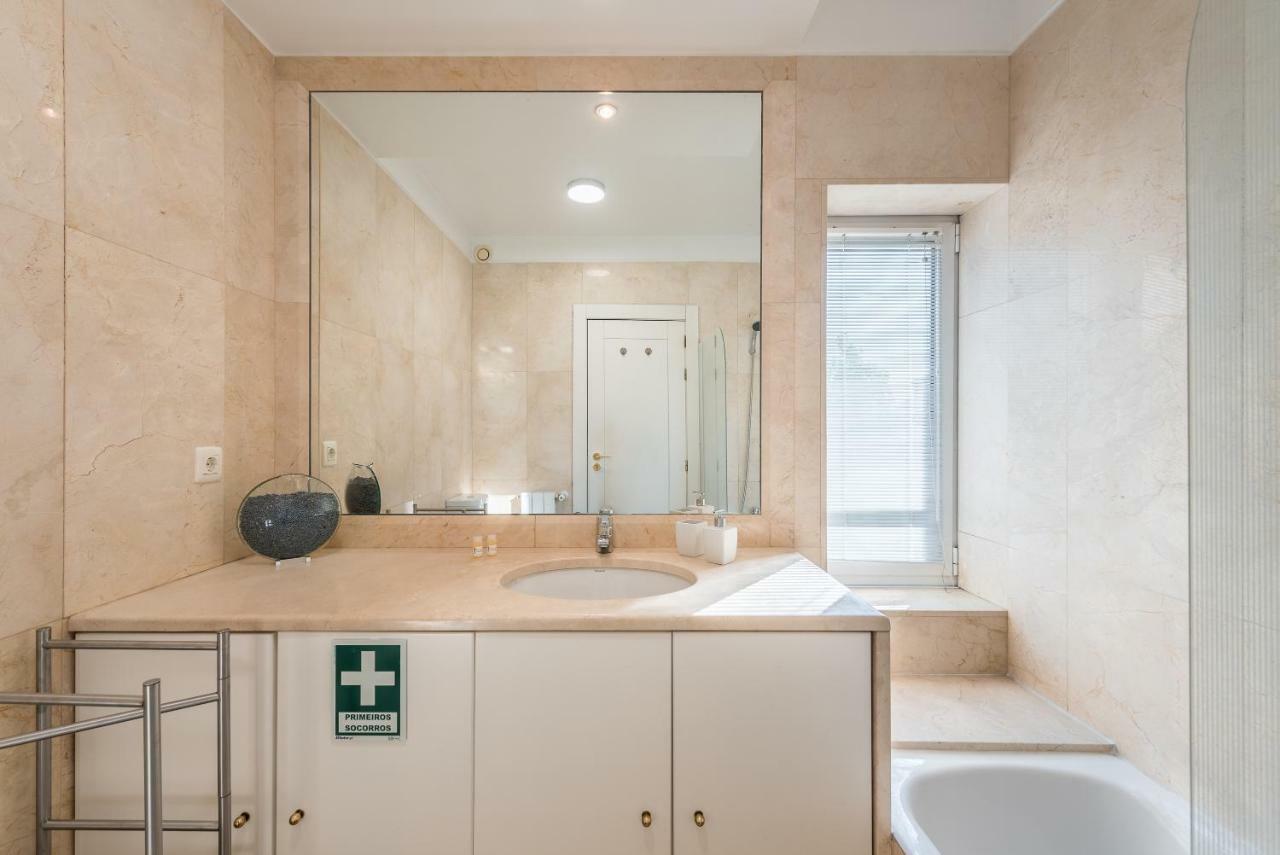 Guestready - Cactus Balcony - Free Private Parking Apartment Porto Exterior photo